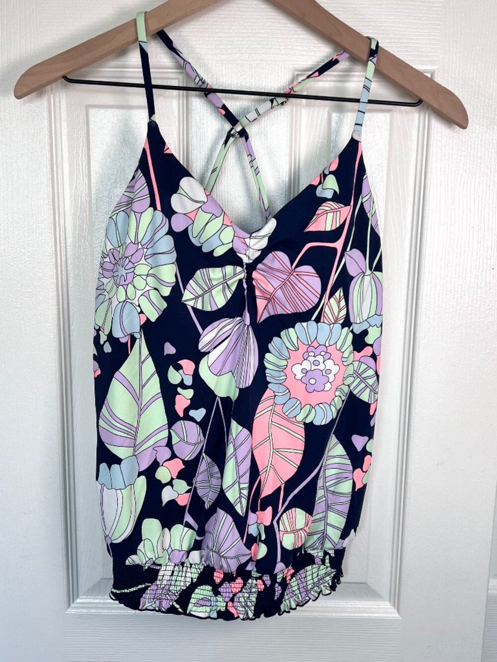 Carve Designs Navy Floral Criss Cross Spaghetti Strap Tankini Top Size S NWOT